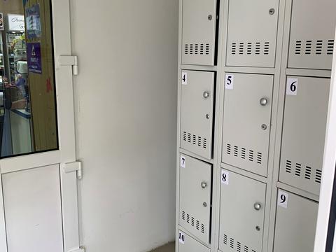коммерческая по адресу Нижньохолодногірська ул., 8