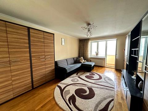 квартира за адресою Тролейбусна вул., 22