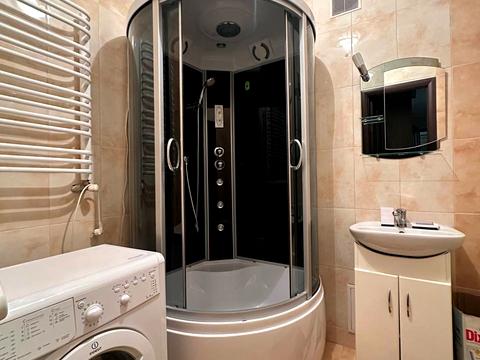 квартира за адресою Тролейбусна вул., 22