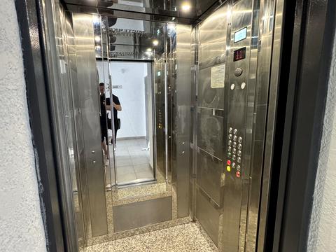 квартира за адресою Височана вул., 18 к35