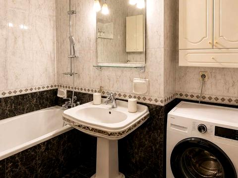 квартира по адресу Базарная ул., 52