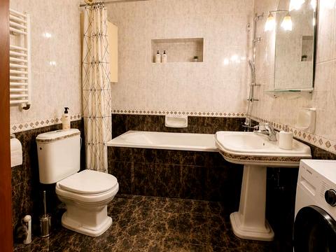 квартира по адресу Базарная ул., 52