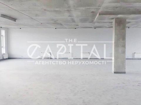 коммерческая по адресу Степана Бандери, 8