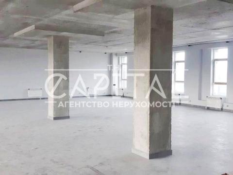 коммерческая по адресу Степана Бандери, 8