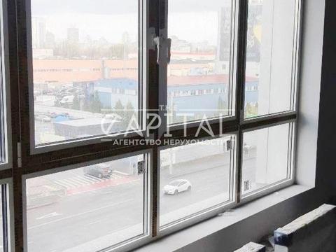 коммерческая по адресу Степана Бандери, 8