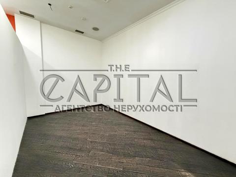 коммерческая по адресу Авиаконструктора Антонова ул. (Авіації), 3