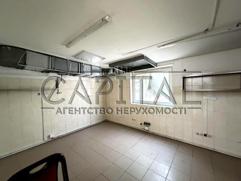 коммерческая по адресу Авиаконструктора Антонова ул. (Авіації), 3