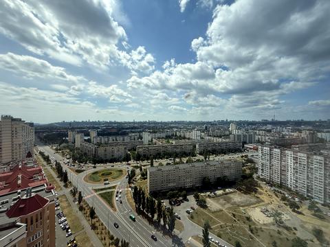 квартира за адресою Володимира Івасюка просп. (Героїв Сталінграду), 8-А