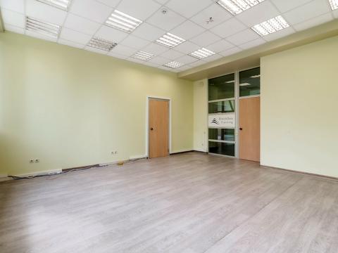 комерційна за адресою Йоганна Гена вул. (Боженка), 19