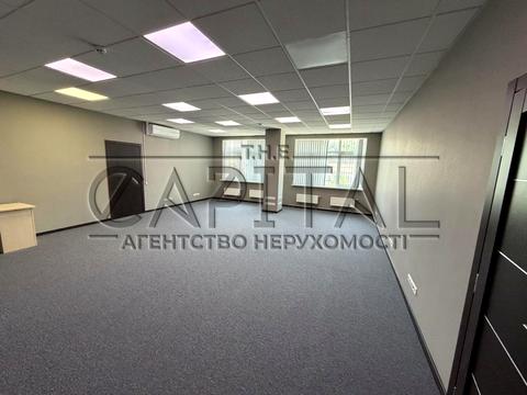 комерційна за адресою Спаська вул., 5