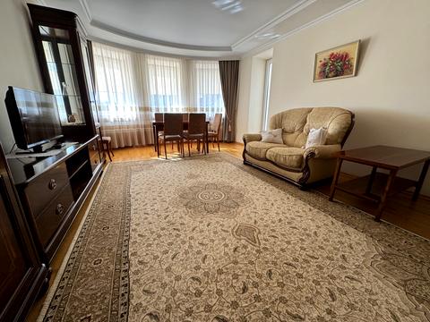 квартира по адресу Андрея Чайковского ул., 40