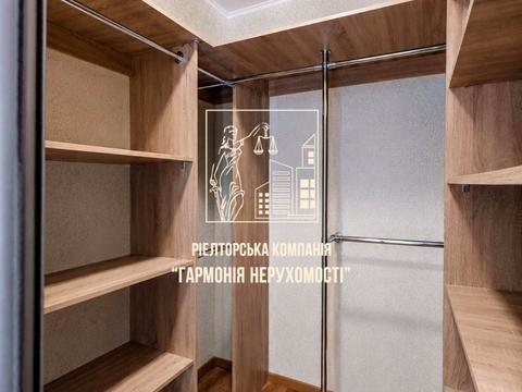 квартира за адресою Академіка Глушкова просп., 9-Є