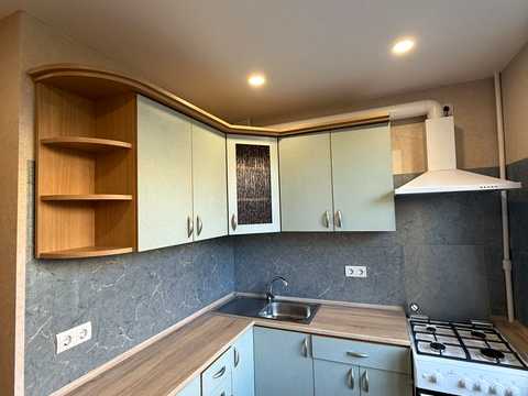 квартира за адресою Перемоги просп., 74б