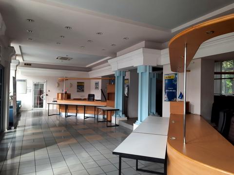 комерційна за адресою Київ, Берестейський просп. (Перемоги), 2