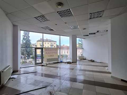 комерційна за адресою Івано-Франківськ, Незалежності вул., 34-А