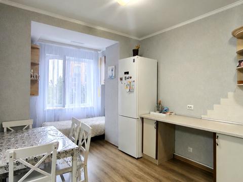 квартира за адресою Дмитра Іващенка вул., 4