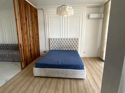квартира за адресою Космонавтів просп., 49
