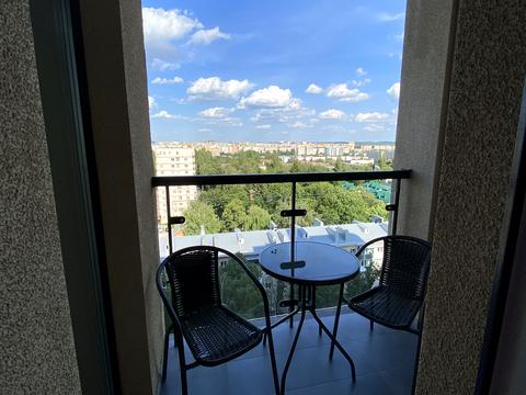 квартира за адресою Космонавтів просп., 49