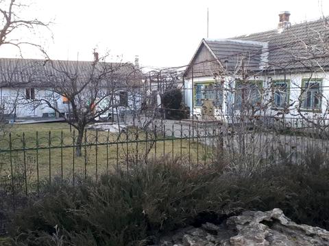будинок за адресою Комарова, 11