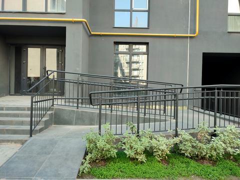коммерческая по адресу Зализничная ул., 9А