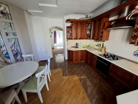квартира по адресу Олеся ул., 25в