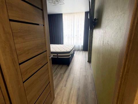квартира за адресою Олександра Олеся вул., 4