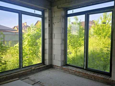 будинок за адресою Сонячна вул., 8