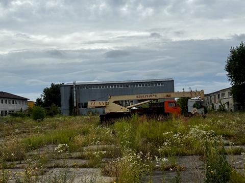 комерційна за адресою Металургів вул., 19