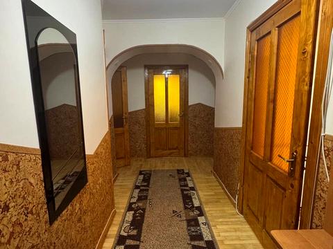 квартира за адресою Євгена Коновальця вул., 110