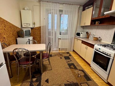 квартира за адресою Євгена Коновальця вул., 110