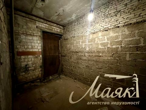 комерційна за адресою Харківське шосе, 48В