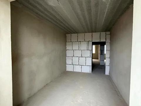 1870861563999637