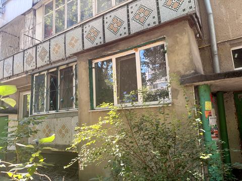 комерційна за адресою Королева Академика, 33