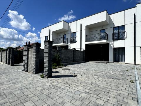 будинок за адресою Ярослава Стецька вул.