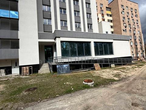 комерційна за адресою Київ, Голосіївська вул., 7