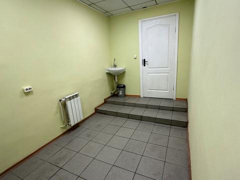 комерційна за адресою Рівне, Петра Могили вул., 28