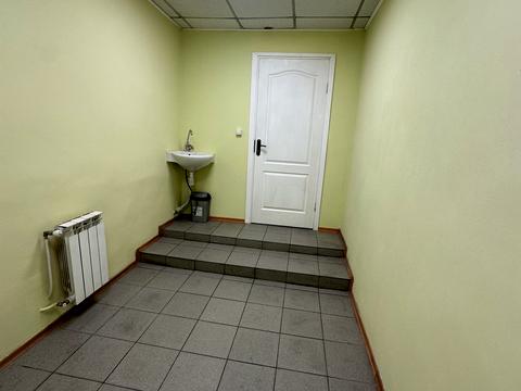 комерційна за адресою Рівне, Петра Могили вул., 28