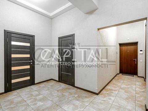 комерційна за адресою Воздвиженська вул., 42