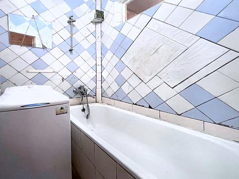 квартира по адресу Криворожская ул., 16-А