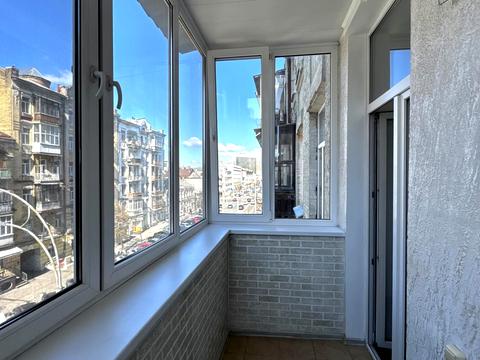 квартира за адресою Саксаганського вул., 102