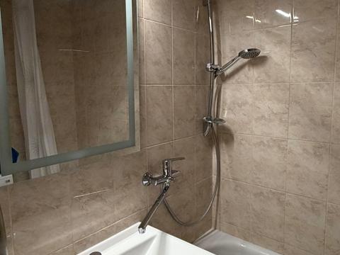 квартира за адресою Калинова вул., 8