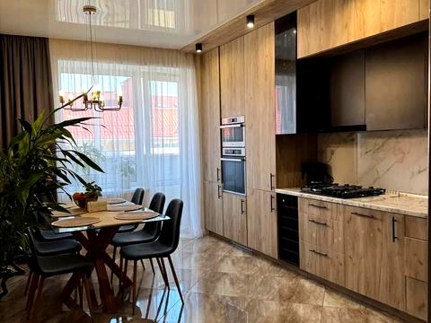 квартира за адресою Бишівська вул., 5