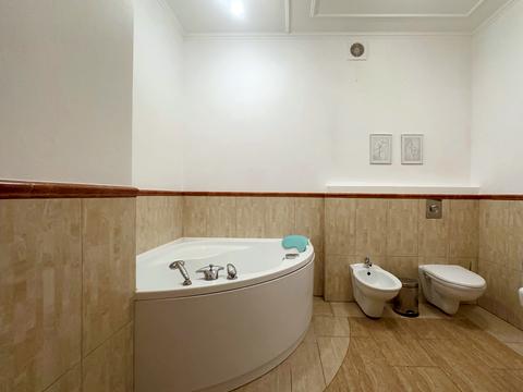 квартира за адресою Хрещатик вул. (Kreschatic), 25