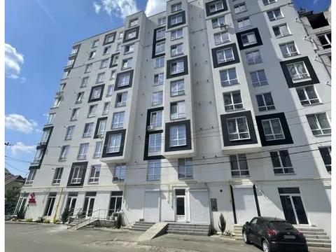 комерційна за адресою Кошова вул., 104/21