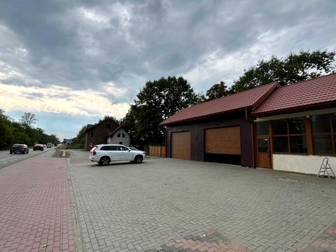 комерційна за адресою с. Корнич, Чернівецька, 1