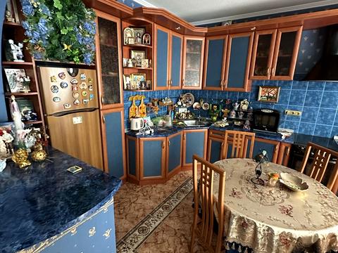 квартира за адресою Сім'ї Прахових вул. (Гайдара), 27