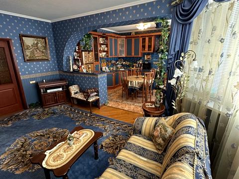 квартира за адресою Сім'ї Прахових вул. (Гайдара), 27