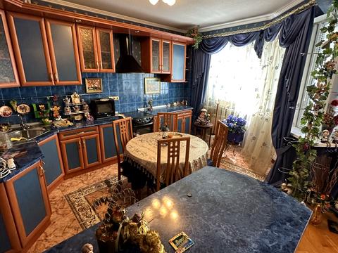 квартира за адресою Сім'ї Прахових вул. (Гайдара), 27