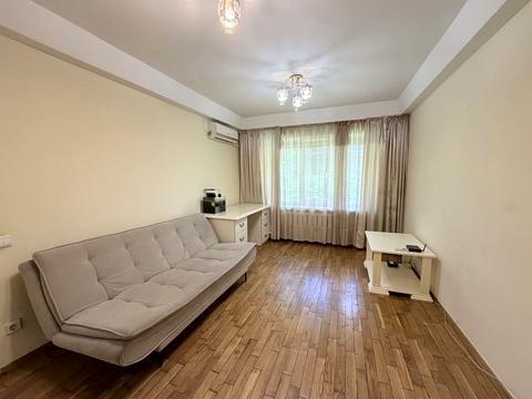 квартира за адресою Василя Тютюнника вул. (Анрі Барбюса), 47