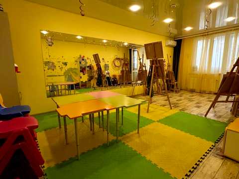 комерційна за адресою Костанді вул., 203